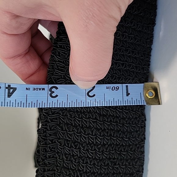 Liz Claiborne Purse Shoulder Bag Handbag Crochet Zipper Zebra Lining Black White - Picture 13 of 15